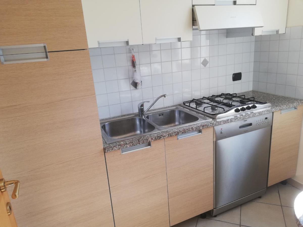 Ferienwohnung Gallo Mit Ueberdachter Terrasse Parkplatz 100 Mtr Z Strand Cannobio Exterior foto